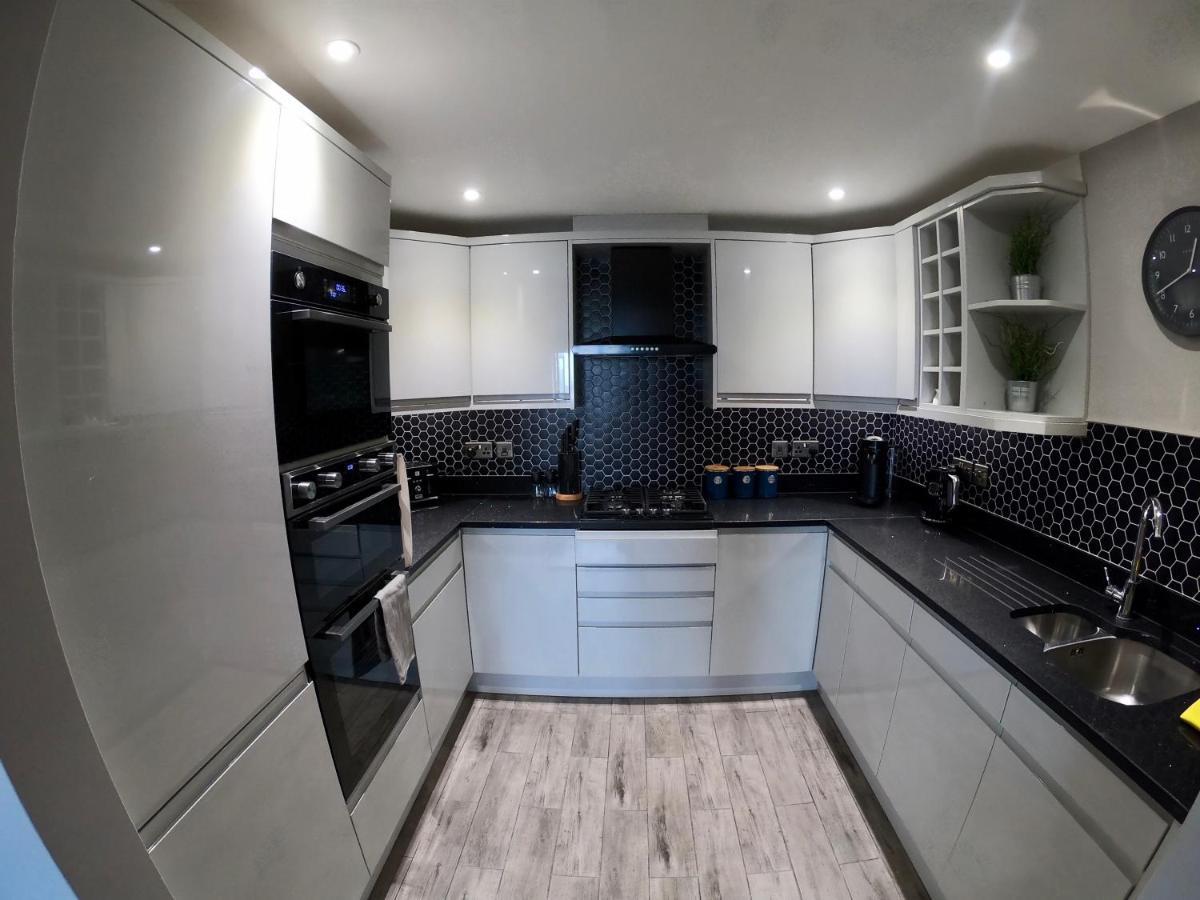 46 Y Lanfa Apartment อาเบอรีสวิท ภายนอก รูปภาพ